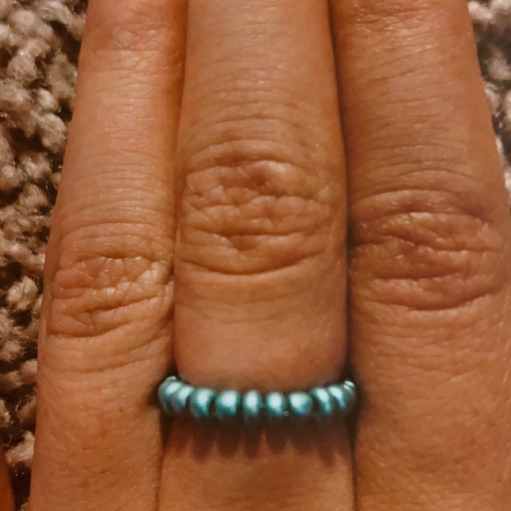 blue beaded ring :)